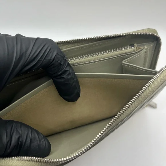 EUC Céline Tan and Pale Green Long Wallet - Picture 9 of 12